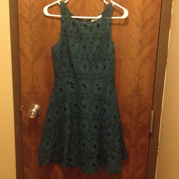 Dark green lace cocktail dress