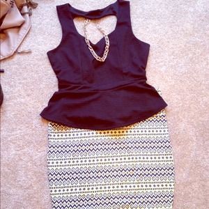 ⚡️🌀BUNDLE🌀⚡️Torrid pencil skirt + peplum top