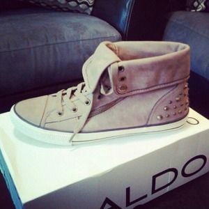 Cute but never wear them. Wore them twice.