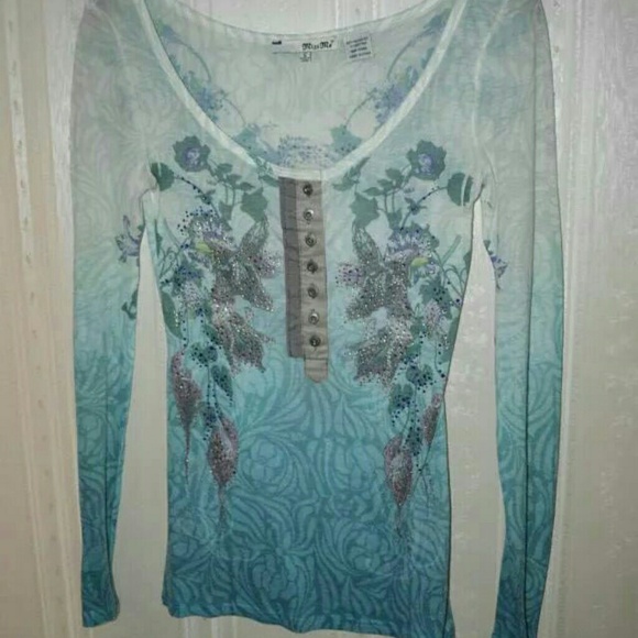 Miss Me size small.