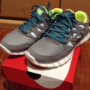 WOMENS NIKE FREE RUN 2 EXT