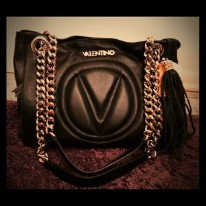 🚫sold🚫Authentic Valentino handbag