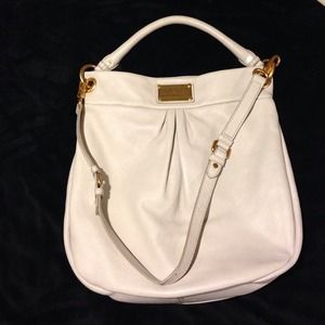 MARC BY MARC JACOBS- Classic Q- Hiller Hobo