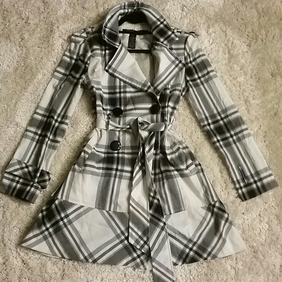 Plaid lightweight coat