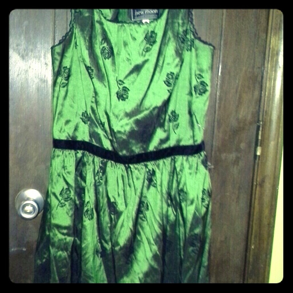 New low price! Bella Swan New Moon twilight Dress