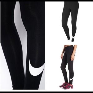 Nike Leg-A-See Large Swoosh Leggings - Women's