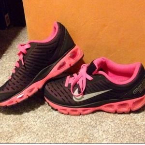 Nike air max sneakers!