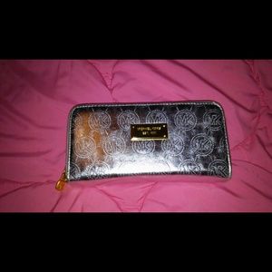 Inspired Micheal Kors silver wallet