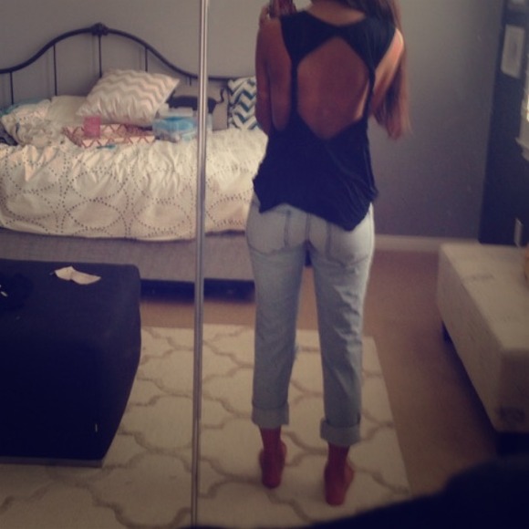 Brandy Melville twist back tank top