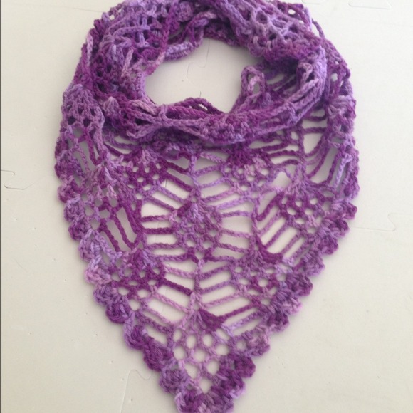 Childs Crochet Lacey cowl