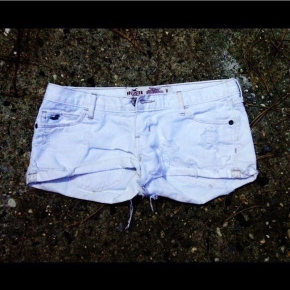 Hollister white shorts size 0 distressed