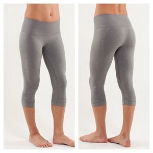 Lululemon In the Flow Crop II