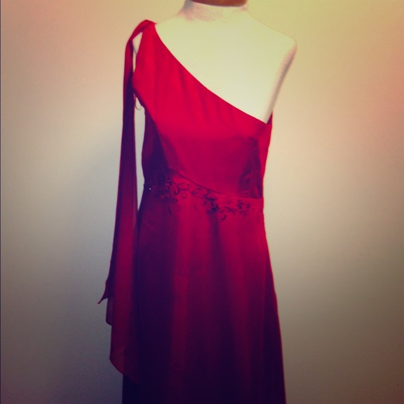 Special occasion burgundy one shoulder dress