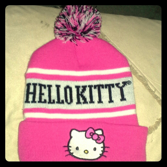 Pink hellokitty beanie