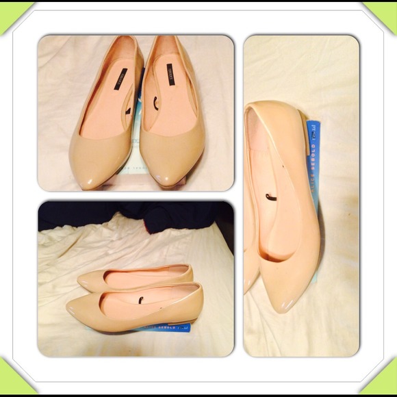 Forever 21 flats ‼️‼️‼️‼️‼️‼️‼️‼️‼️