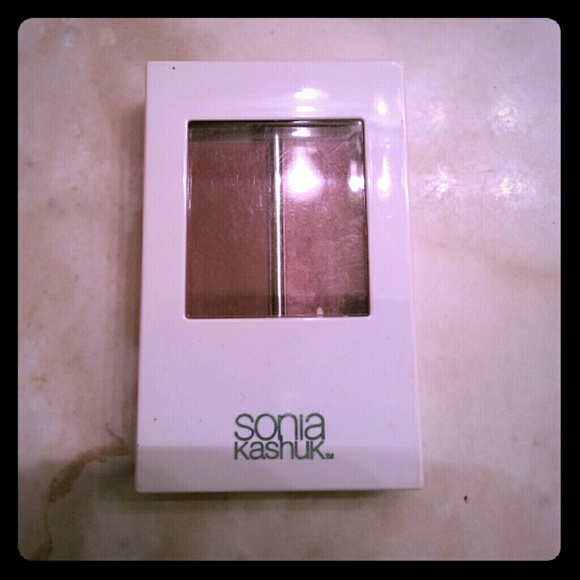 Sonia Sashuk duo eyeshadow