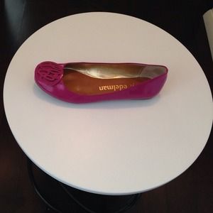 libby. edelman flats