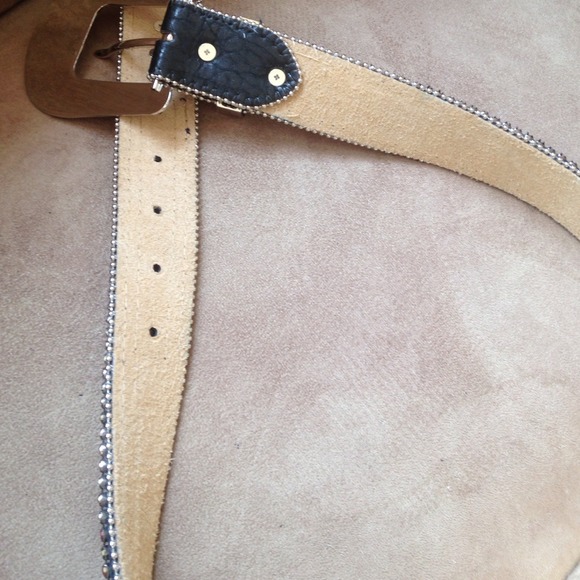 Rhinestone pink and black belt - Picture 4 of 4