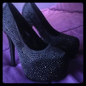 Bella Luna high heels