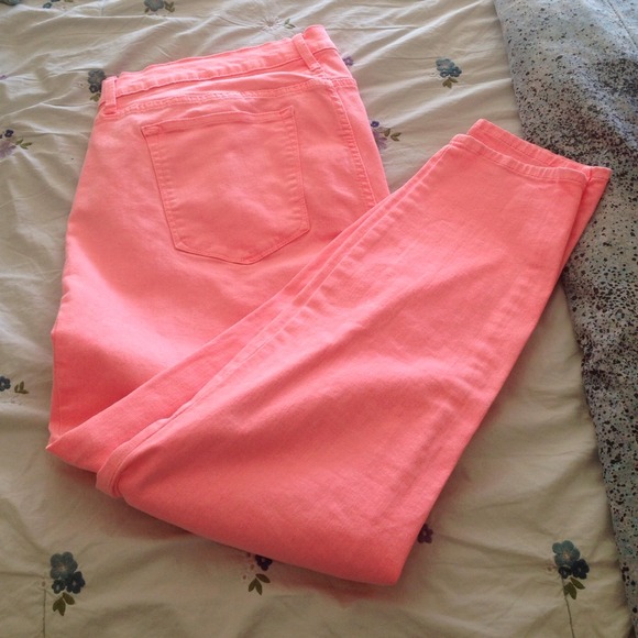 Light vibrant pink legging Jean