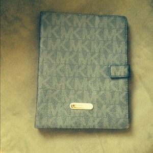 Michael Kors I Pad Case ❌SOLD❌