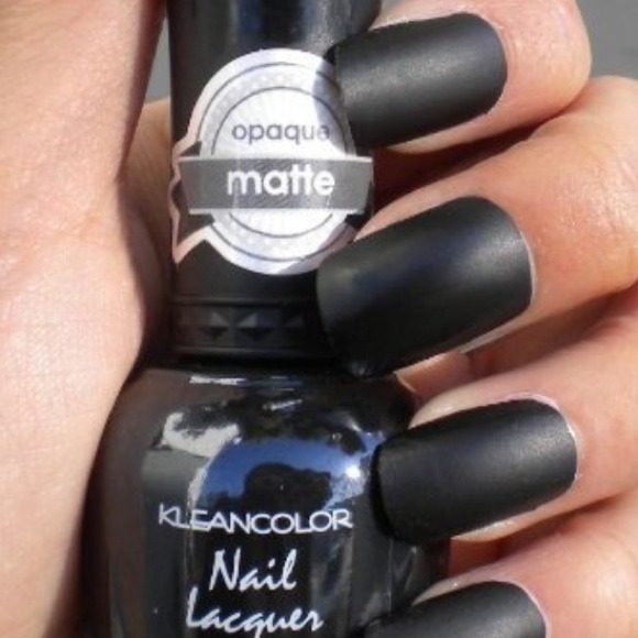 matte nail polish