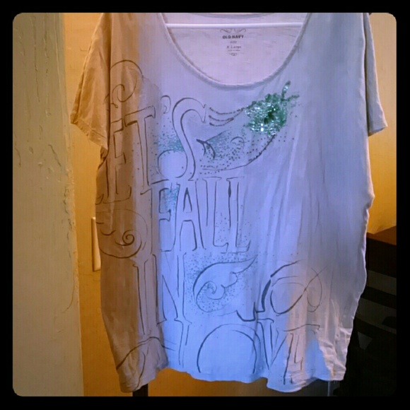 Tan lets fall in love tee