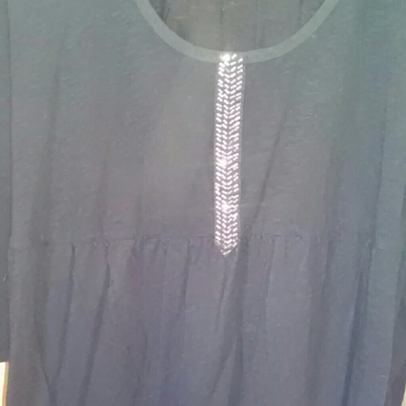 3/4 sleeve tee - Picture 2 of 2