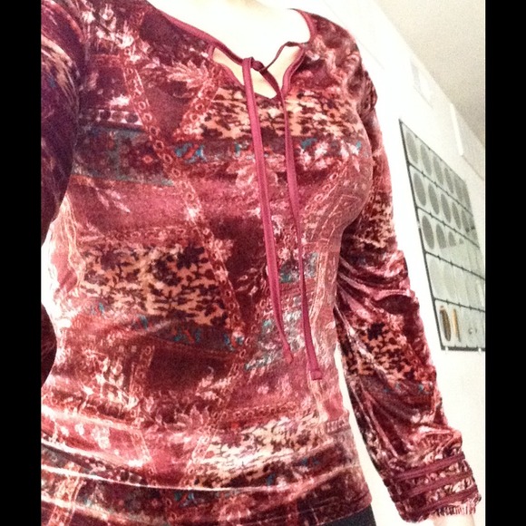 💕SOLD💕Lucky Brand Velvet Top - Picture 4 of 4
