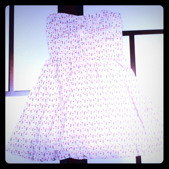 Pacsun Kirra Strapless Dress