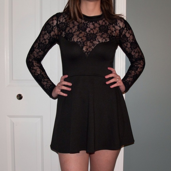 For Love & Lemons Dresses & Skirts - For Love & Lemons Black Lace Tarot Dress
