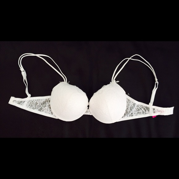 Bra 34D white color gorgeous BRAND NEW!!! - Picture 1 of 3