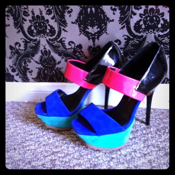Jessica Simpson Shoes - Jessica Simpson Barbie colorblock platform heels