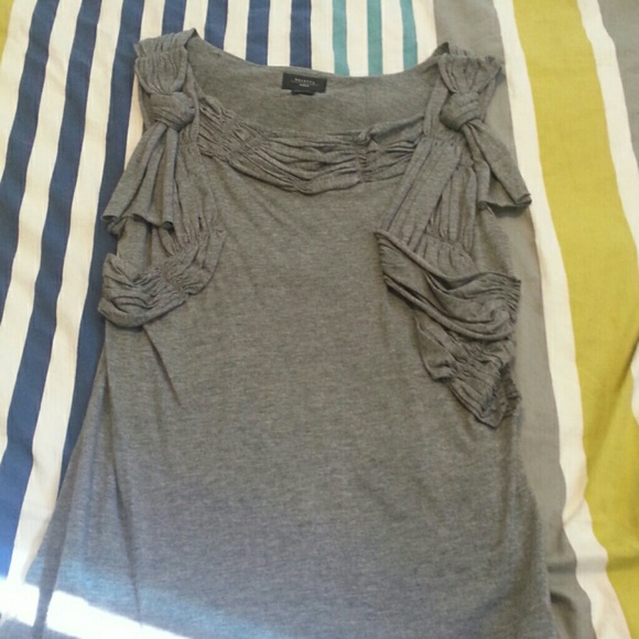 Fashionable tank top