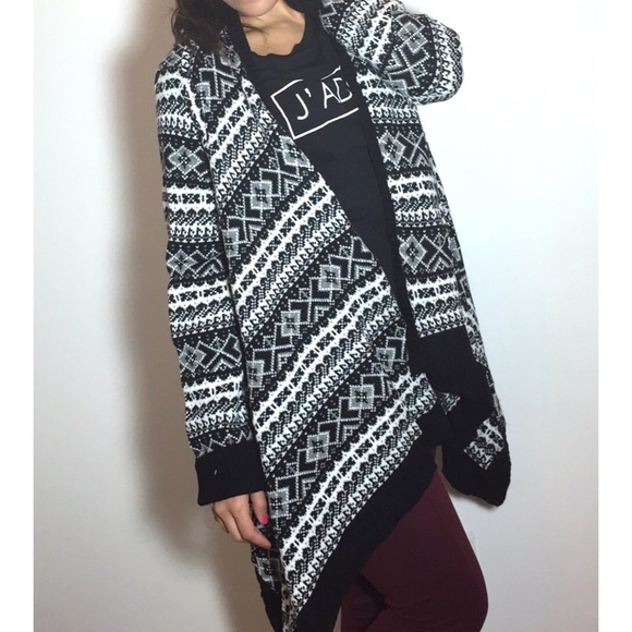 Carolyn Taylor Sweaters - Open Aztec Cardigan