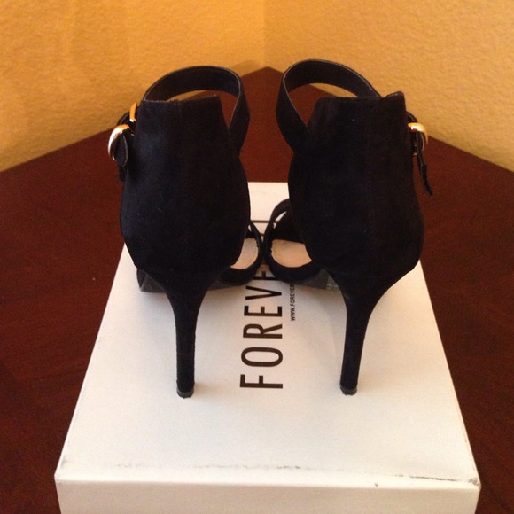 Night Moves Stiletto Sandals - Picture 3 of 3