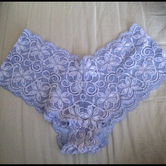 NWOT WONDERBRA PANTIES