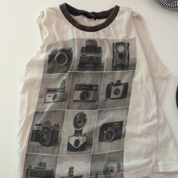 brandy Melville sleeveless top