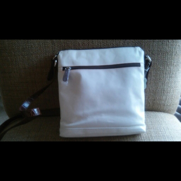 Handbag - Picture 2 of 4