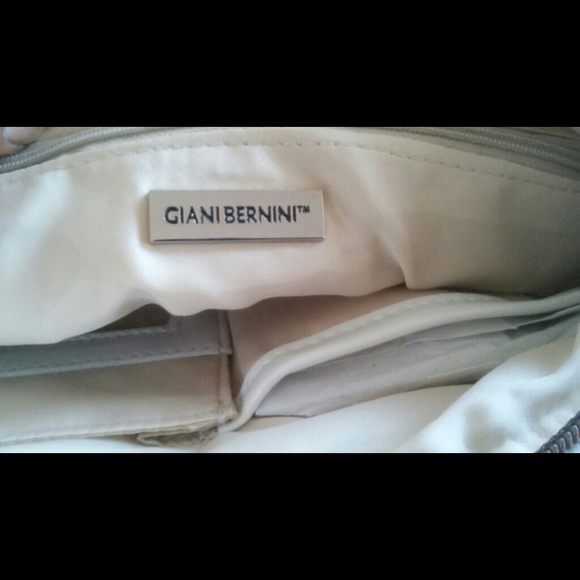 Handbag - Picture 3 of 4