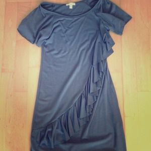 Gray jersey dress with ruffle