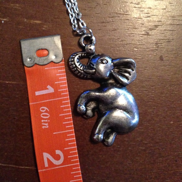 Adorable Elephant Necklace❌SOLD❌ - Picture 2 of 2