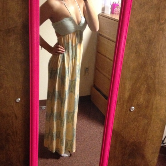 Maxi Dress - Picture 3 of 4