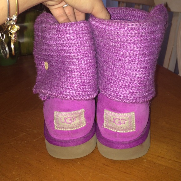 Light purple knit uggs - Picture 3 of 4