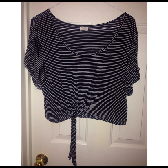 Brandy Melville Top NWOT