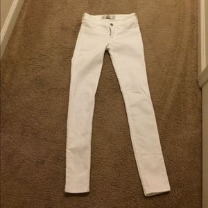 Hollister skinny jeans size 23/00