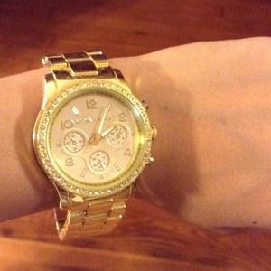 Gold tone MK (dupe) watch!