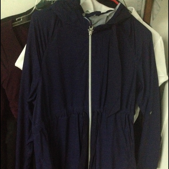 Nwot lululemon jacket purple