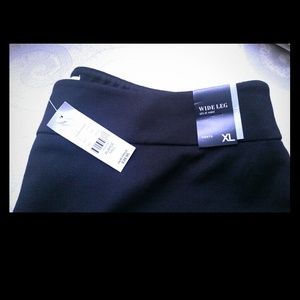 NWT New York and Co. Black pants