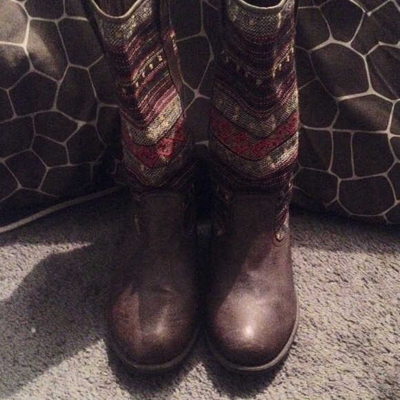 Steve Madden boots!